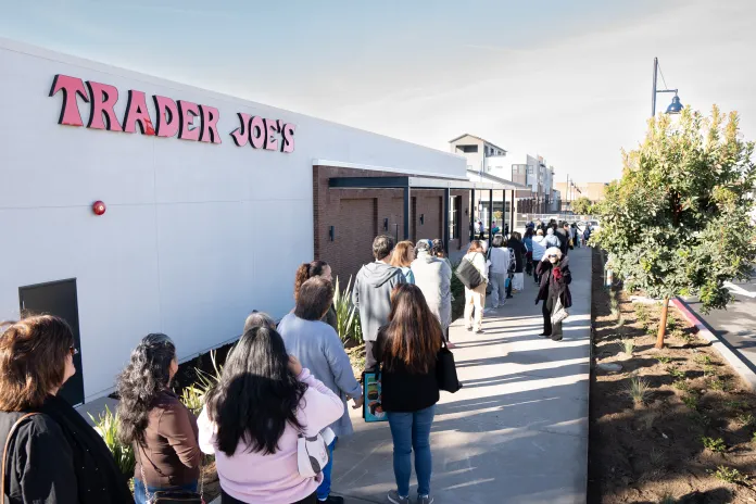 Line of people outside of Trader Joe's before the grand opening