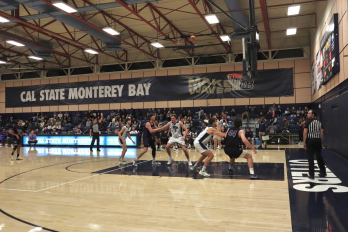 Picture of an active game of basketball